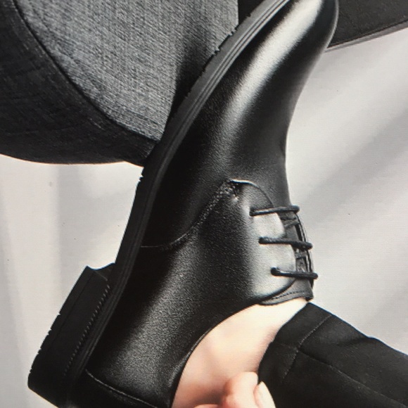 Business casual leather shoes